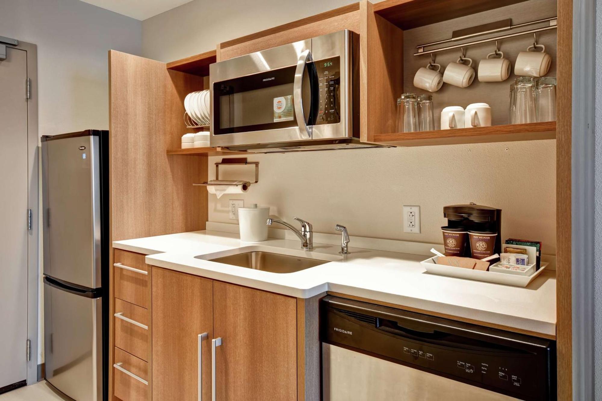 Home2 Suites By Hilton Springfield North מראה חיצוני תמונה