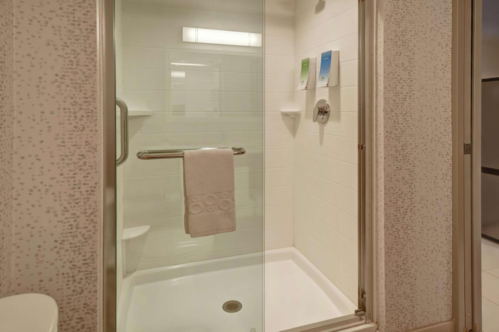 Home2 Suites By Hilton Springfield North מראה חיצוני תמונה