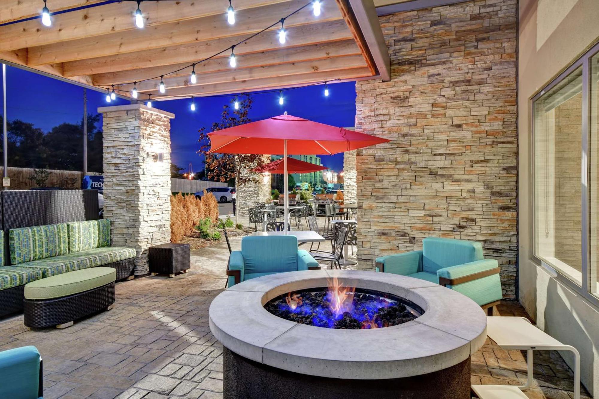 Home2 Suites By Hilton Springfield North מראה חיצוני תמונה